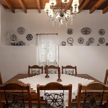 Elegance Villa: Classy Paradise W/ A Private