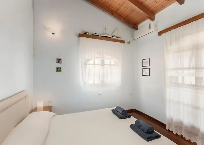 Elegance Villa: Classy Paradise W/ A Private Villa