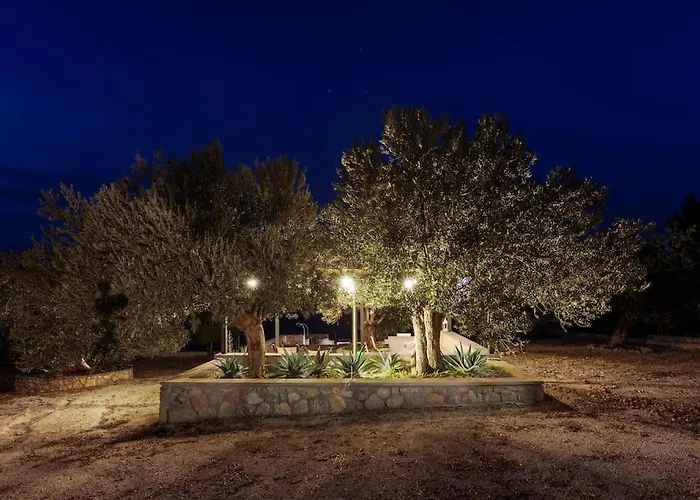 Villa Elegance Villa: Classy Paradise W/ A Private